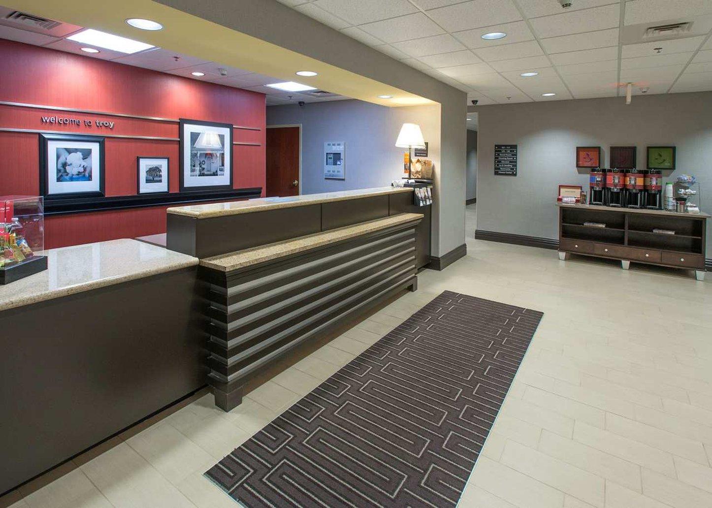 Hampton Inn Troy Exterior photo