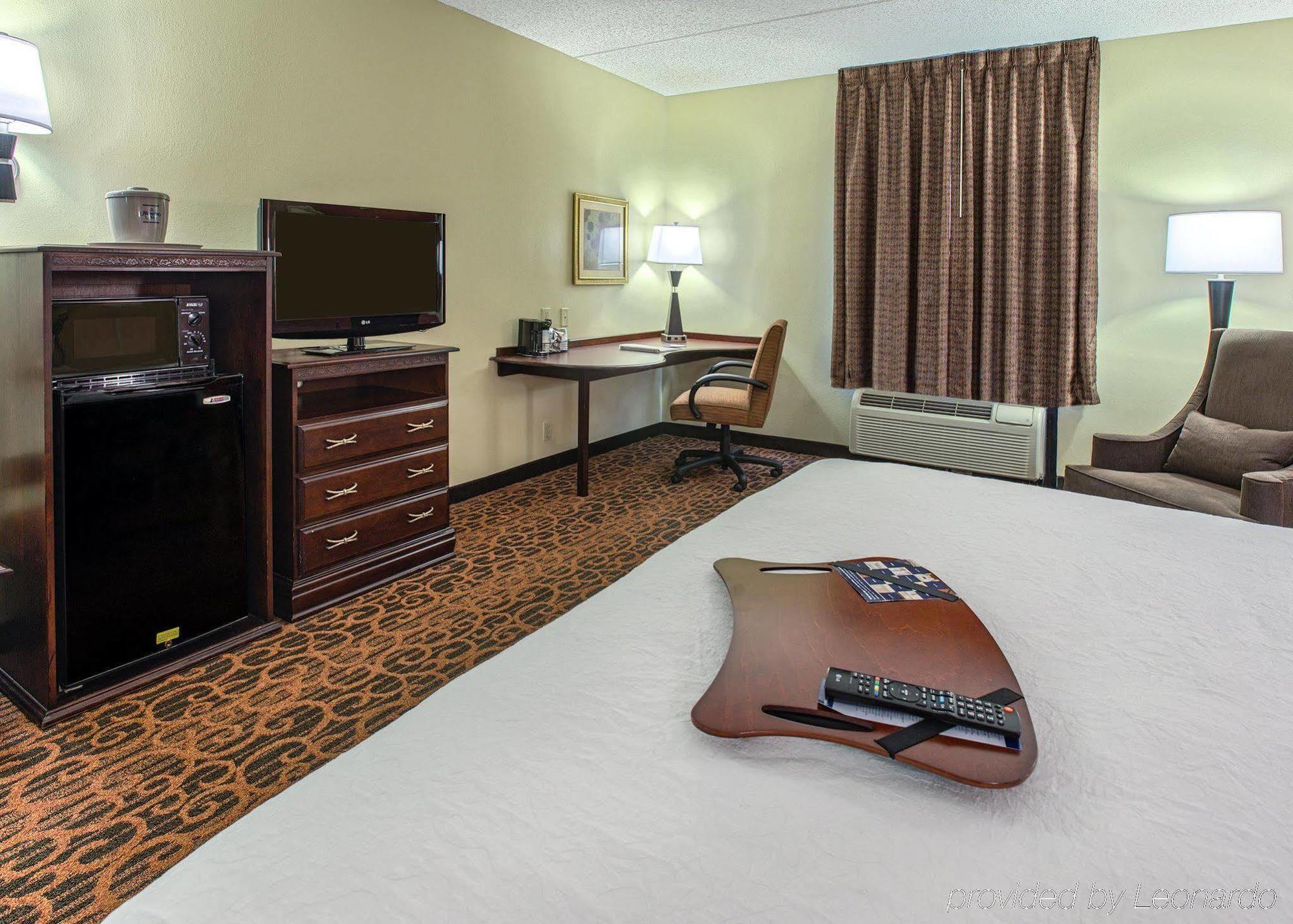 Hampton Inn Troy Exterior photo